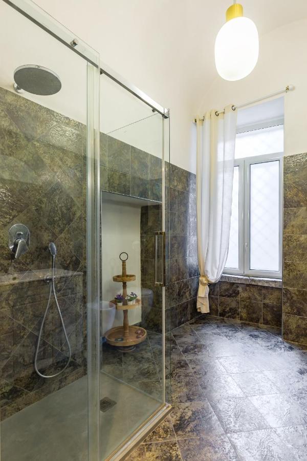 Design Flat In The City Center By Wonderful Italy Naples